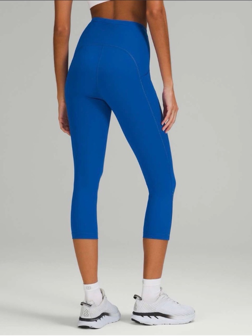 Lululemon Swift Speed High-Rise Crop 21"
Blazer Blue Tone size 2